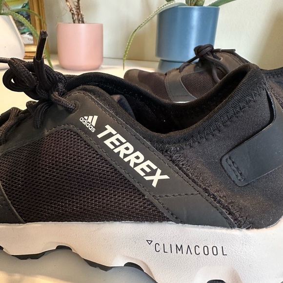 Unworn Women’s adidas Terrex sneakers - Picture 2 of 4